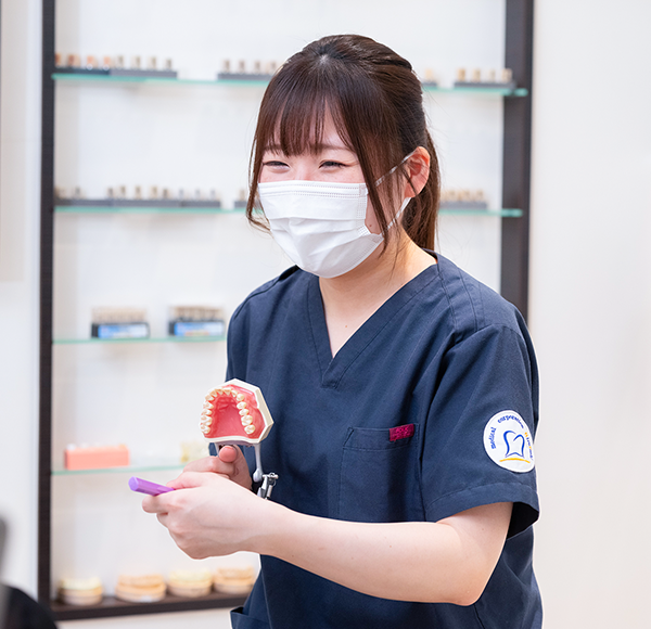 新宿・西新宿の歯医者・歯科「新宿オークタワー歯科クリニック」採用ページ｜ブラッシング指導